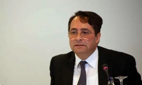 Peci: Kosova po i afrohet anarkisë, shtatori pritet të jetë i nxehtë