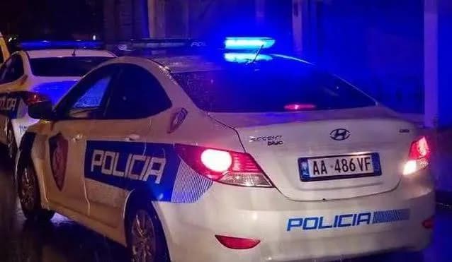 Aksident vdekjeprurës në Durrës, automjeti përplas këmbësorin