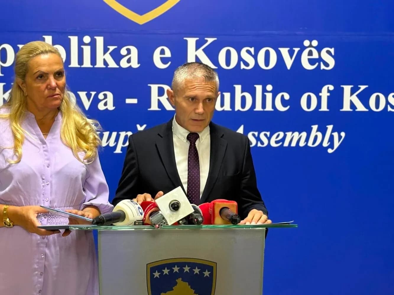 Ramadani: Kurti po e mban vendin të bllokum se qashtu iu ka tek