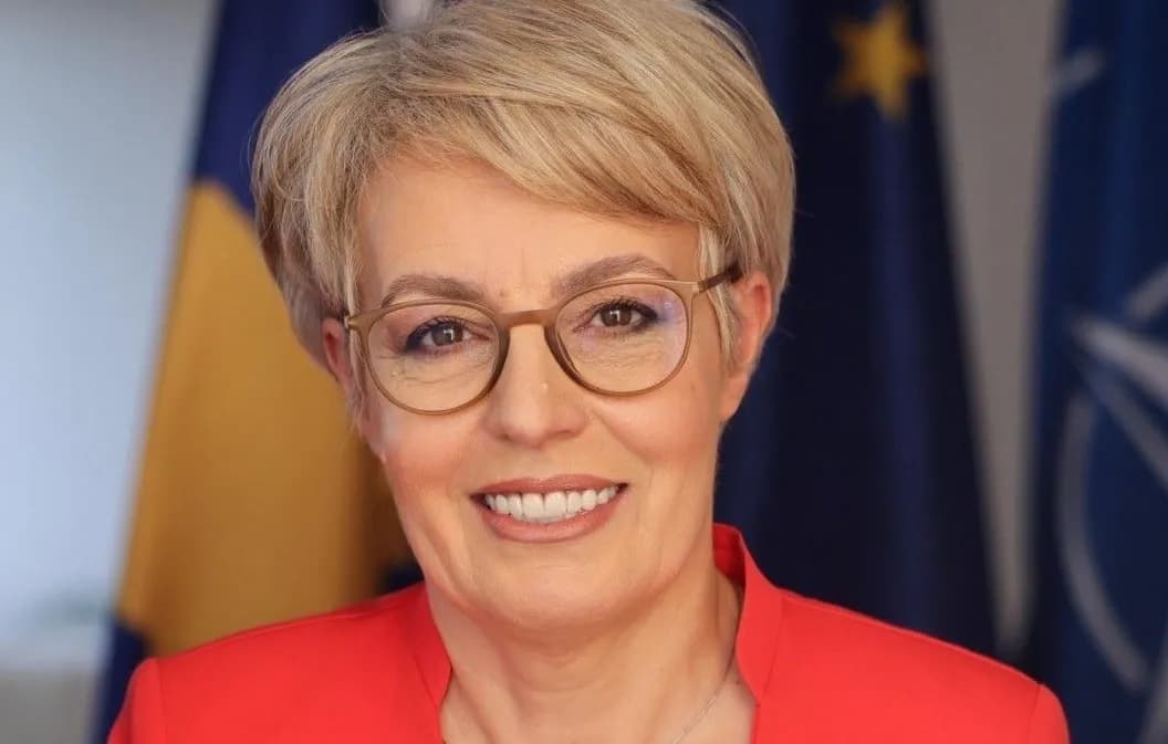 Përplasja me BE-në për gjyqtarët serbë, ministrja Gërvalla: Në Kosovë askush nuk është mbi ligjin