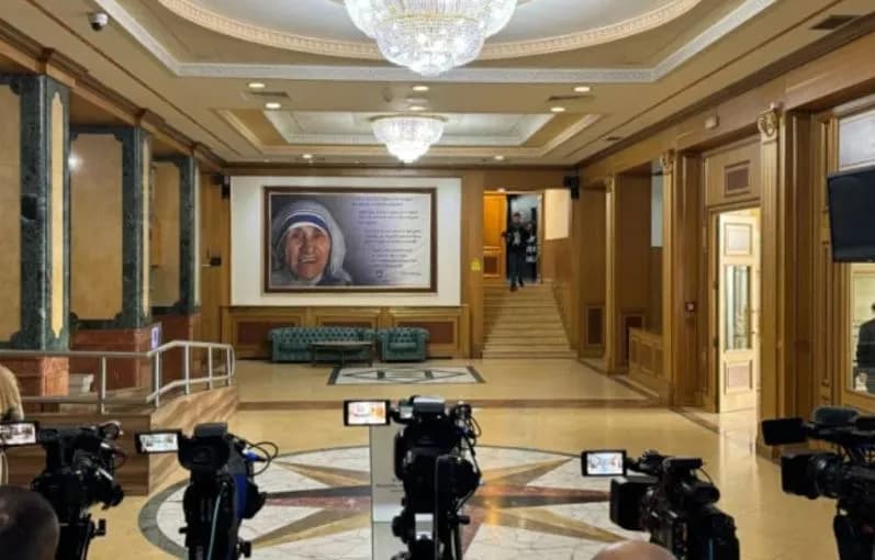 ​Konferencat e përditshme për media të partive, a po sjellin diçka të re për qytetarët?
