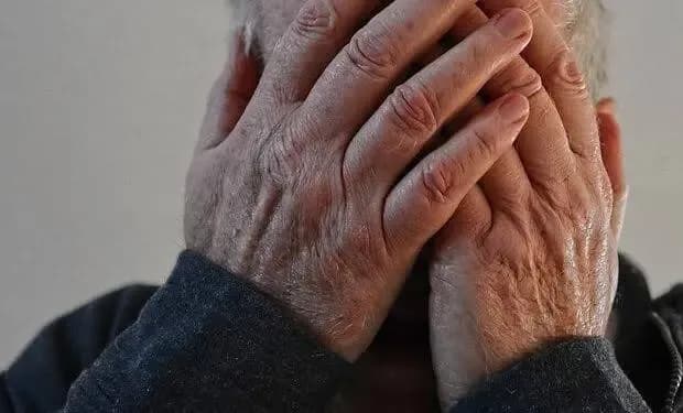 Obiliq: Babai raporton në polici se u sulmua fizikisht nga dy djemtë e tij të mitur