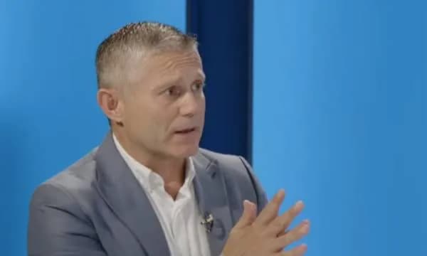 Ramadani: Kurti po refuzon të zbatojë rezultatin e zgjedhjeve, keqpërdorimi i pushtetit po ia zë frymën Kosovës