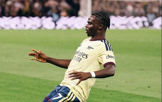 I mjafton Arsenalit goli i Sakës, e mposhtin Aston Villës