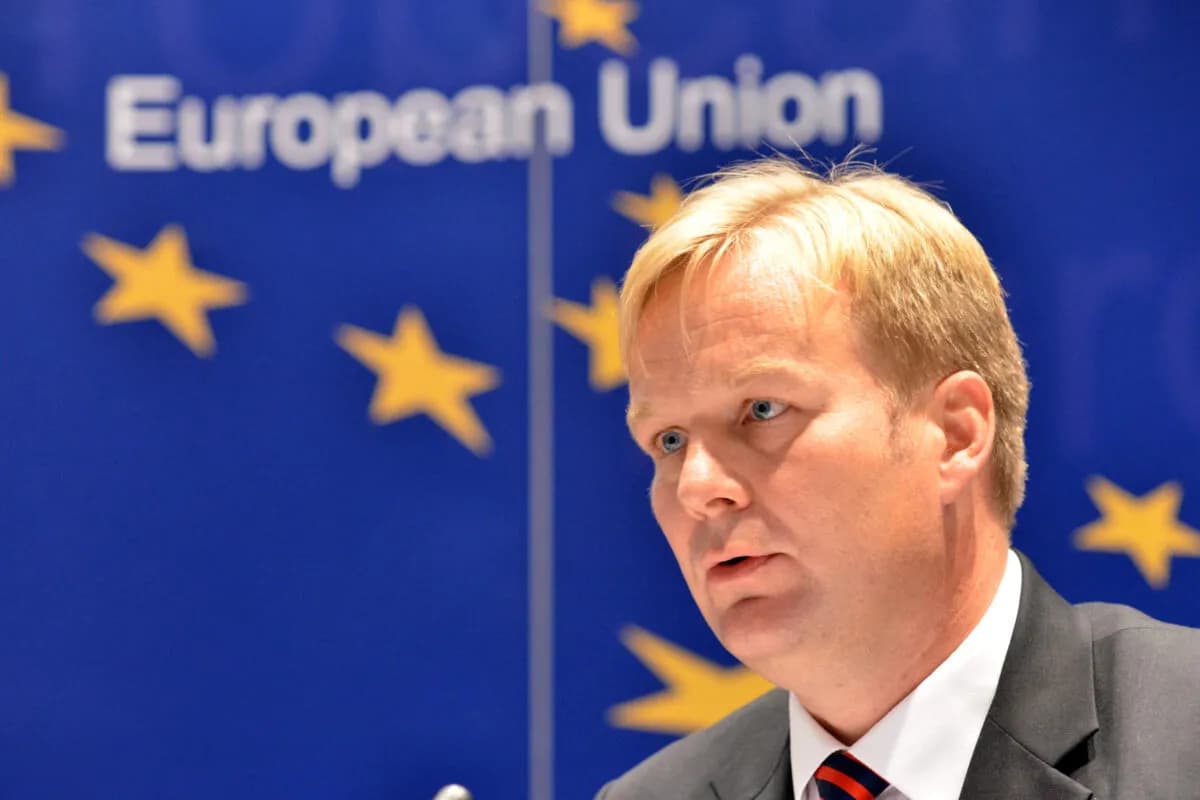 Sorensen flet për koordinim të ngushtë BE-SHBA për normalizimin e raporteve Kosovë -Serbi- ka një thirrje për palët
