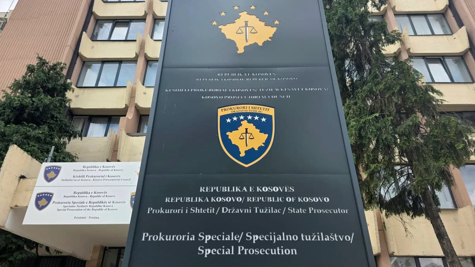 Pezullohen zyrtarët e Ministrisë së Infrastrukturës të akuzuar për keqpërdorim të detyrës zyrtare