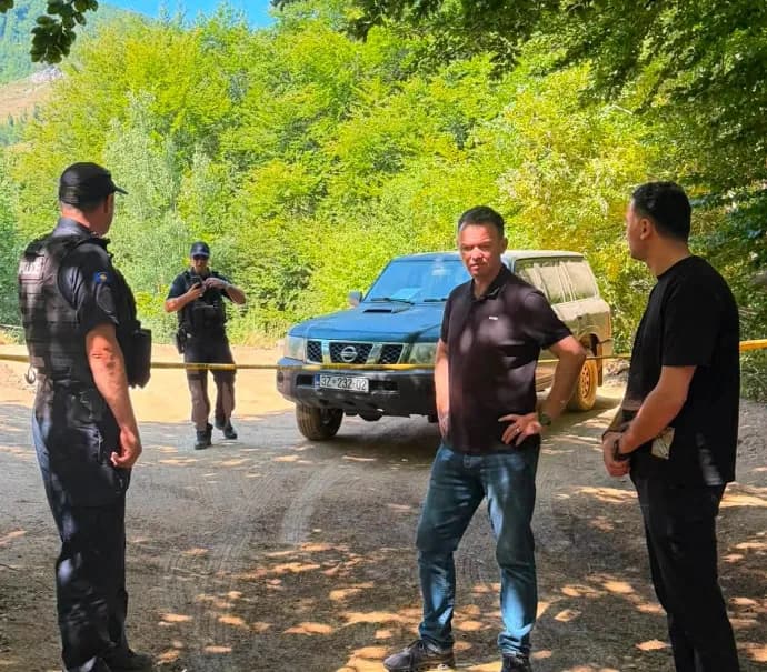 Peci viziton gërmimet në Kalludër: Kosova ende i ka varret e hapura e plagën që kullon