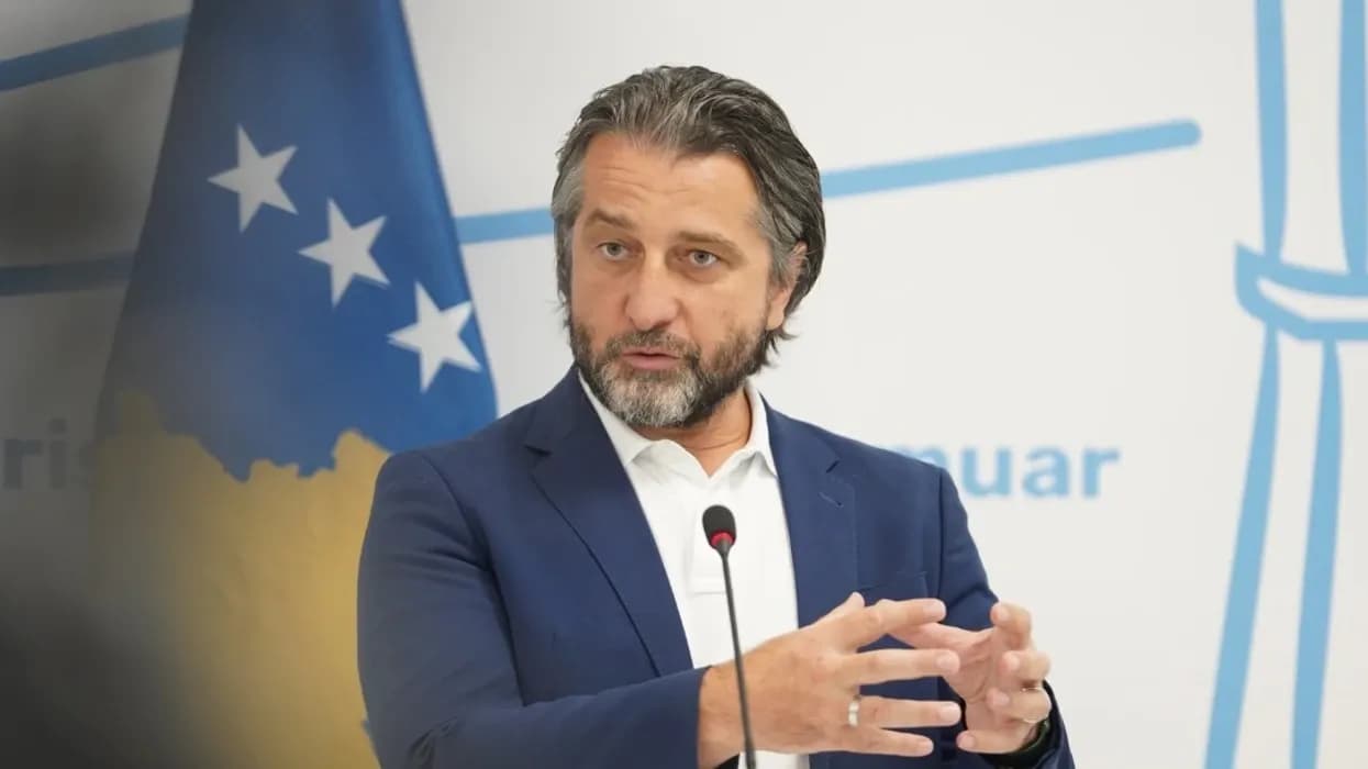 Rama me akuza ndaj qeverisë Kurti për keqpërdorim të parasë publike: Kanë dhënë para, 3-4 ditë para zgjedhjeve