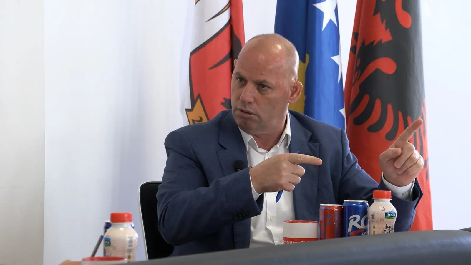 Lladrovci: Qeveria po na i merr mjetet, duan të m’i lënë fshatrat pa drita