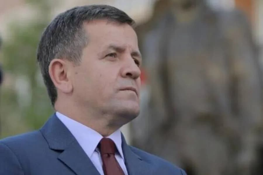 Rrustem Mustafa: Lirimi i bashkëluftëtarëve nga Haga, detyrim moral e kombëtar