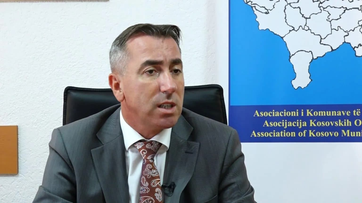 AKK i reagon ministrit Murati: Rritja e buxhetit të komunave është vetëm nominale