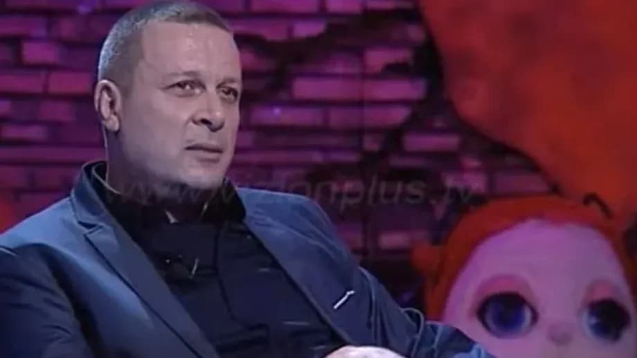 "A e ke përdorur muzikën për femrat" - rikthehet në vëmendja intervista e famshme e Adi Hilës dhe pyetja provokuese që i ishte bërë