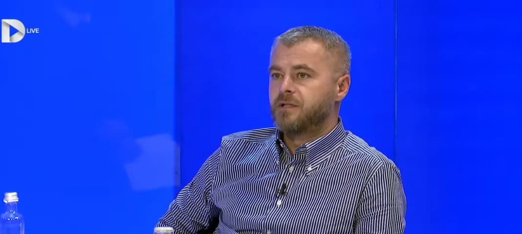 Tasholli: Rinia e ka kap në dorë UÇK-në, s’ka kush që ia heq