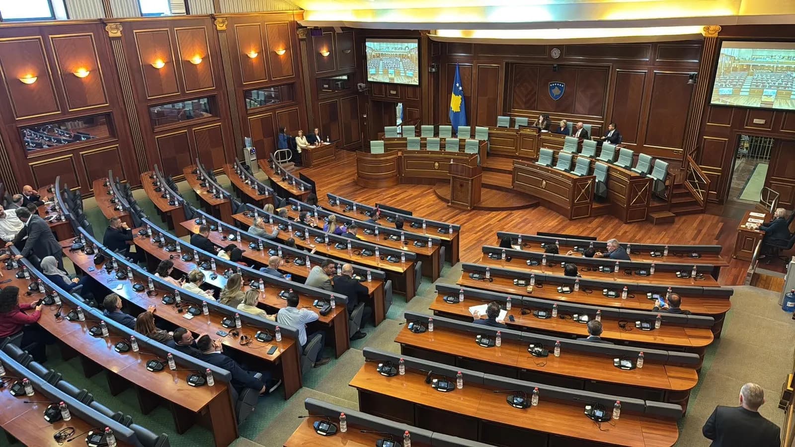 Konstituohet Kuvendi i Kosovës