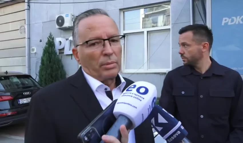 Hamza pyetet për “zhbërjen e Speciales”, para mbledhjes së Kryesisë: Të gjitha veprimet demokratike e ligjore janë të mundshme