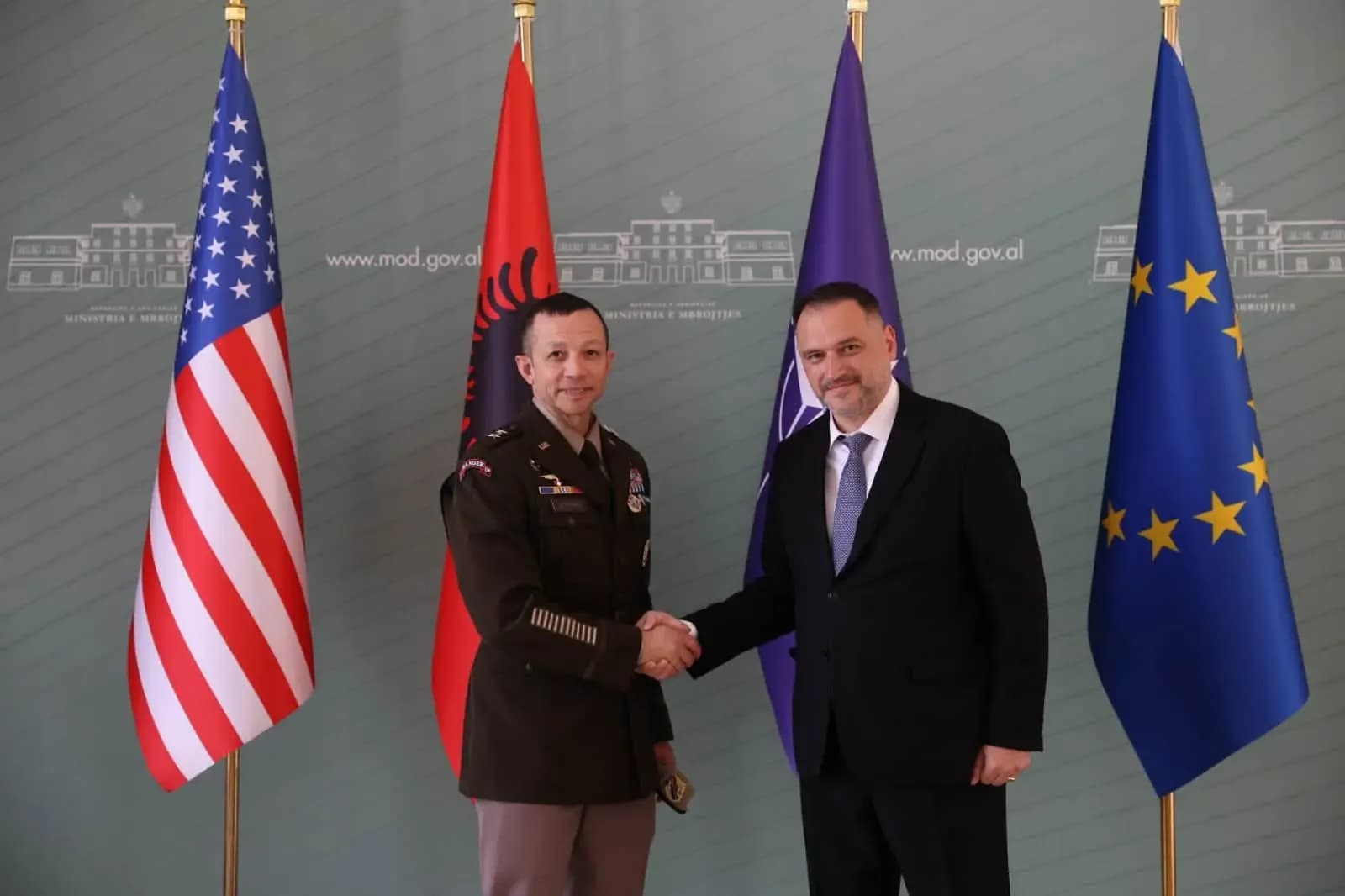 Nufi takon gjeneralin Jeffers: Shqipëria do të thellojë partneritetin me ShBA-në