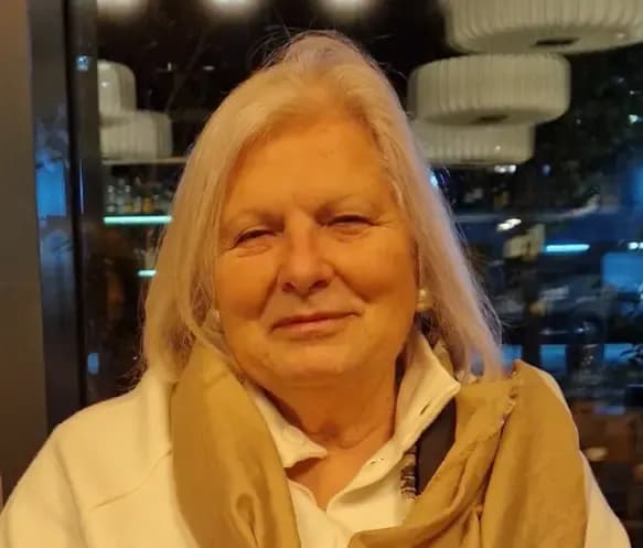 Vdekja e Flora Brovinës, djali i saj me fjalë prekëse: Largimi i saj lë një zbrazëti të madhe…