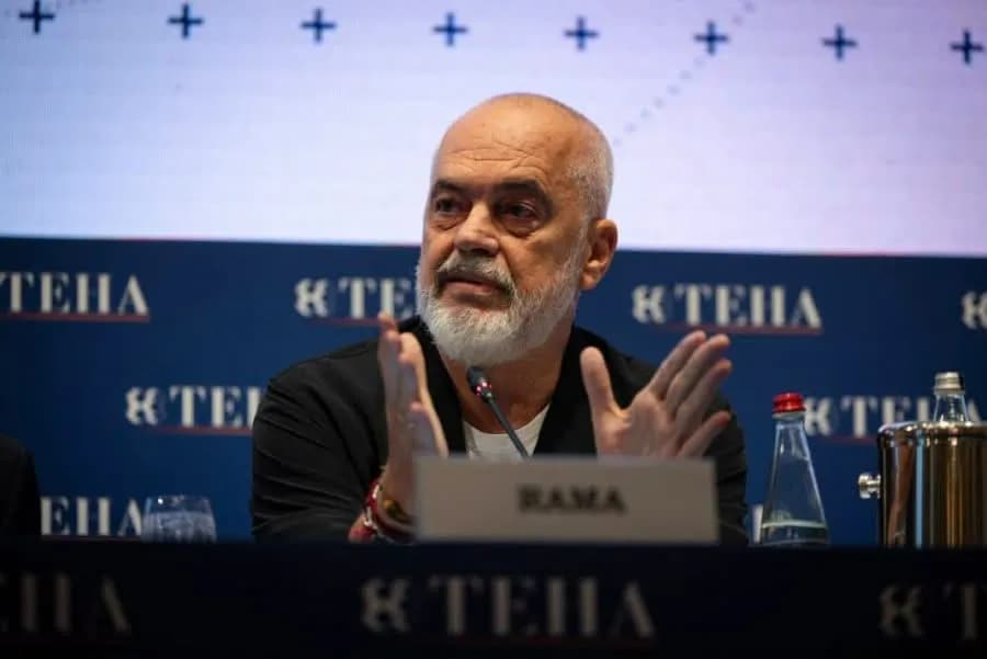 Edi Rama: Serbinë është mirë ta kesh në tryezë e t’i thuash se s’mund të bësh funeral shtetëror për një kasap