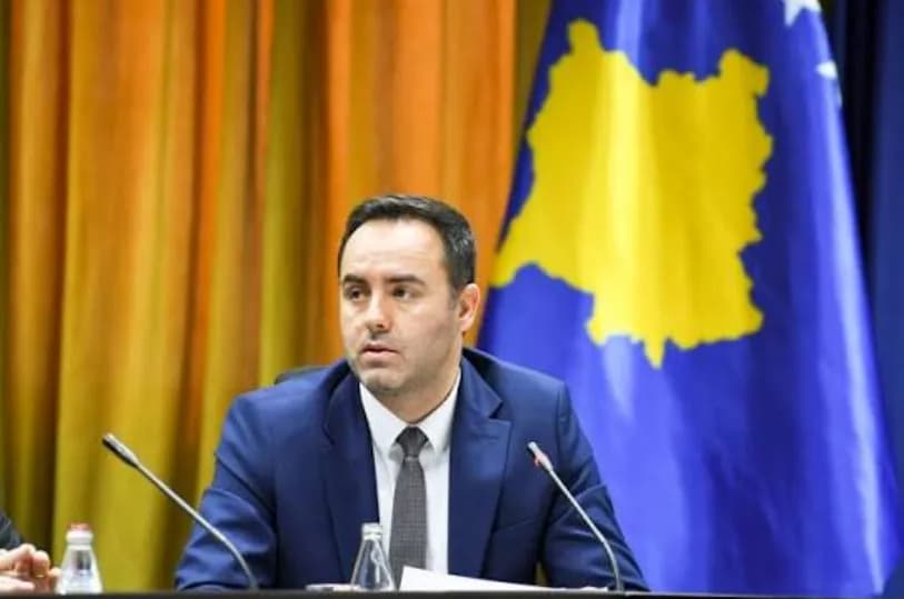 Konjufca: Nderimi i Ratko Mlladiqit nga Beogradi, akt i turpit të thellë moral e politik