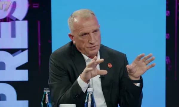 Latifi: Shtabi i Përgjithshëm i UÇK-së nuk e zgjedhi asnjë komandant, vetëm i formalizoi