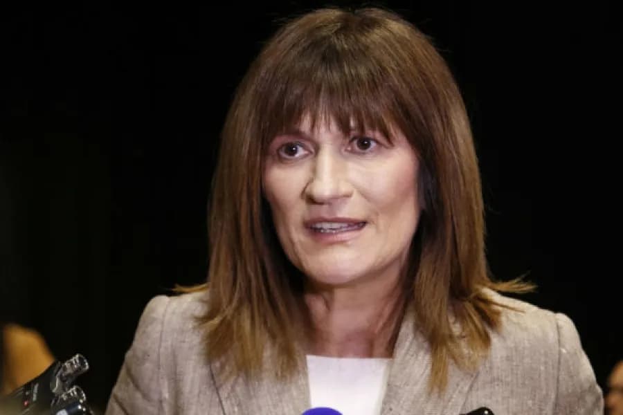 Tromp: Specialja u krijua për ta kënaqur Serbinë, jo për drejtësi