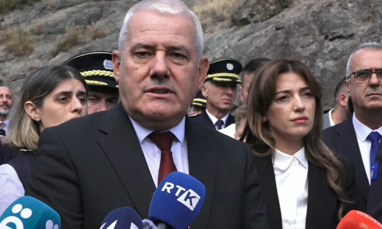 Sveçla: Përulemi para sakrificës së Bunjakut dhe angazhimit të policëve të Kosovës që veriu përfundimisht u çlirua dhe frymon njëjtë