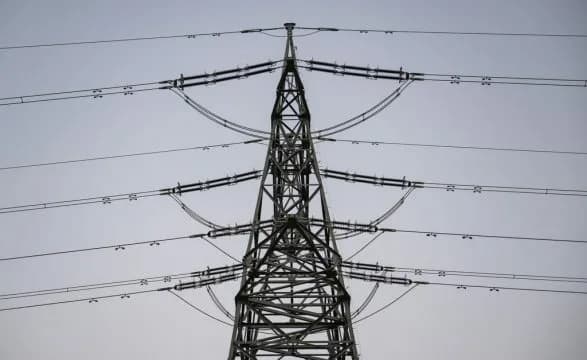 Ulen çmimet e energjisë elektrike në Zvicër, familjet do të paguajnë më pak në 2027
