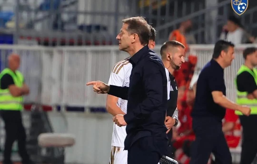 Ndryshim te Kosova, Rrudhani lëndohet në stëtvitje, Foda e gjen zëvëndësuesin
