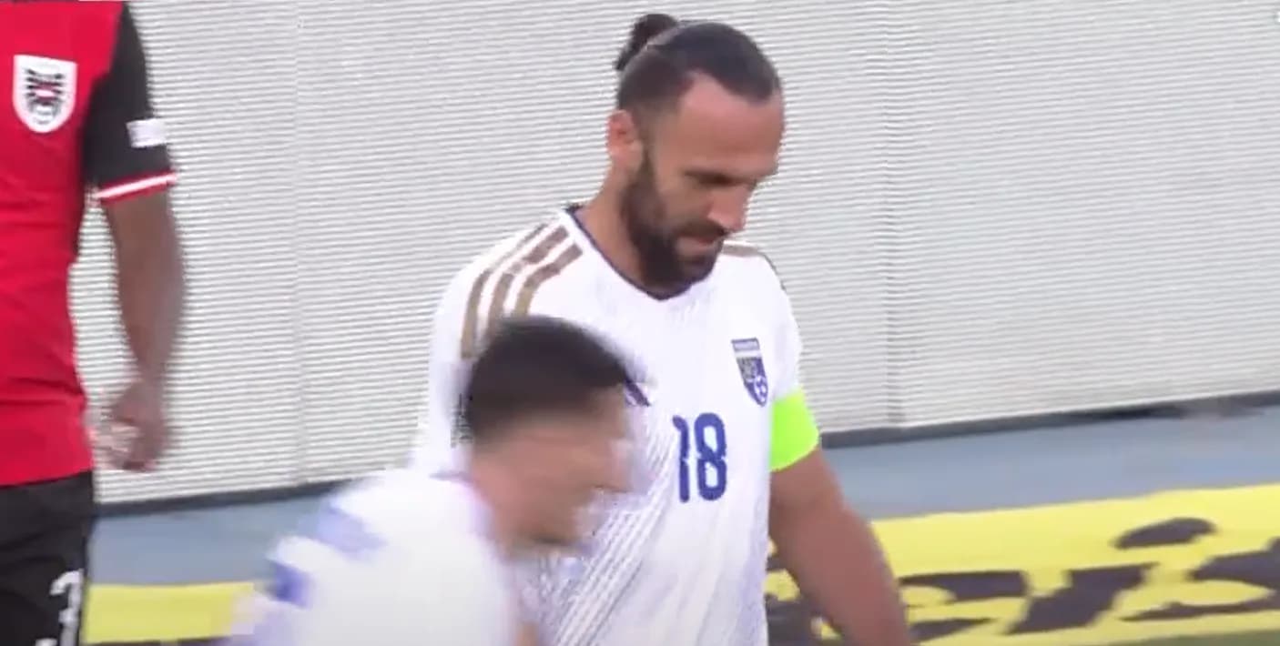 Mbyllet pjesa e parë, Kosova po luan shumë mbrapa ndaj Austrisë dhe po humb 2:0