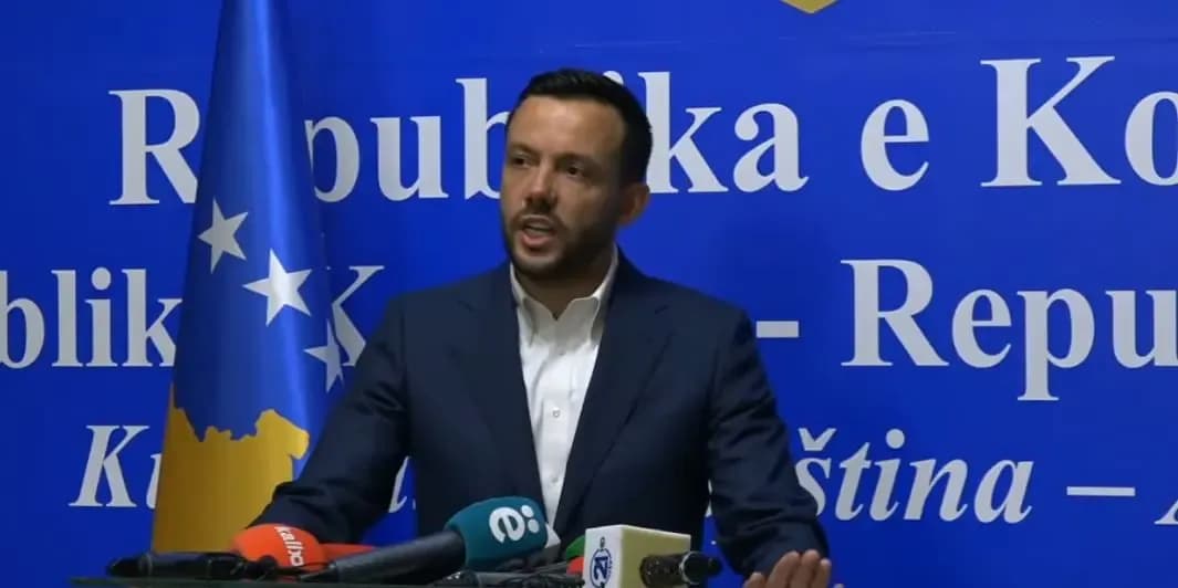 Tahiri i PDK-së: Qeveria s’ka arsye të vonohet, të sillet me urgjencë ndryshimi i Ligjit për Specialen