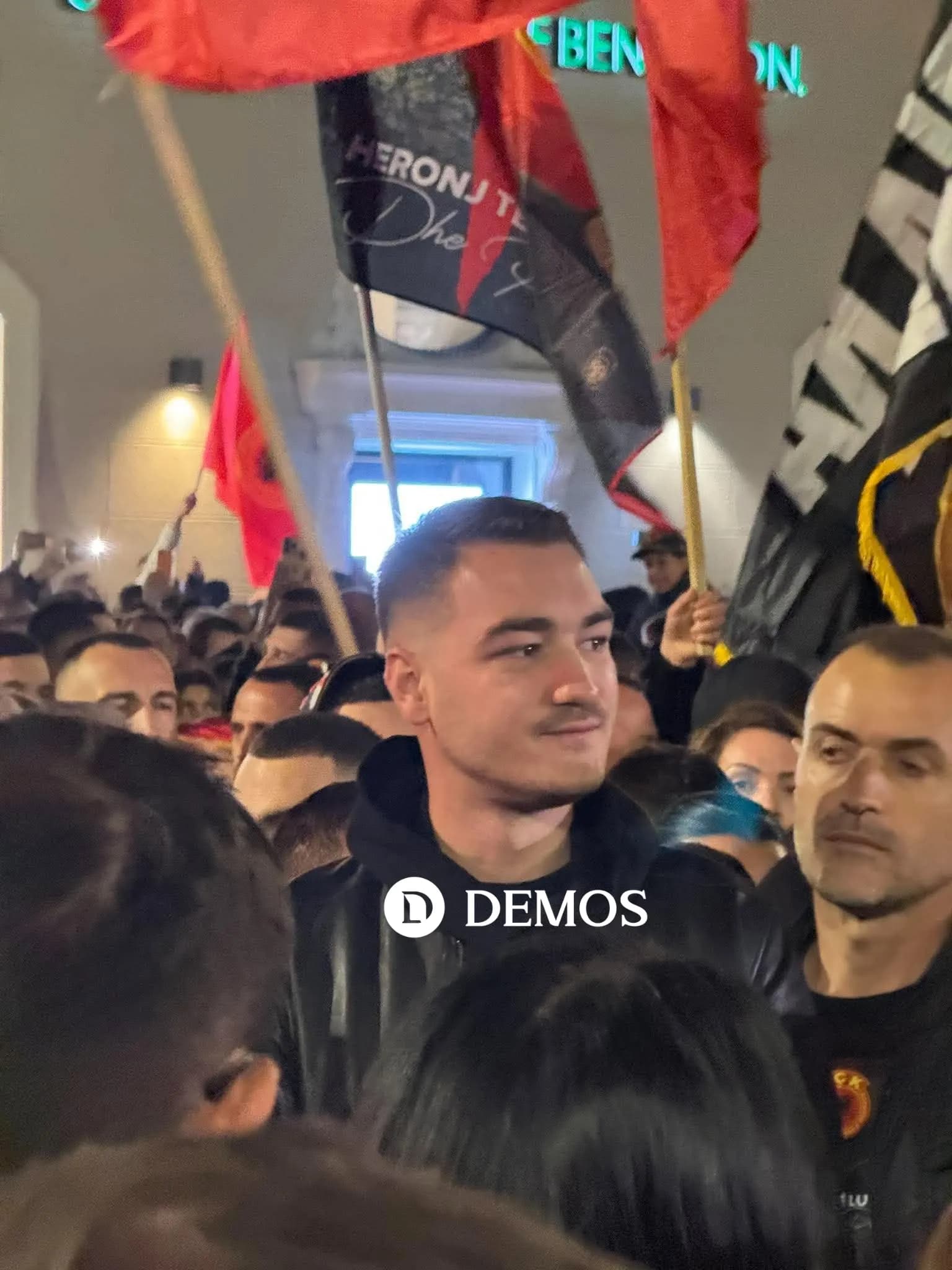 Ftesa e Albulena Haxhiut për familjet e ish-krerëve të UÇK’së, Klestor Veseli thotë se nuk u kontaktua nga presidenca