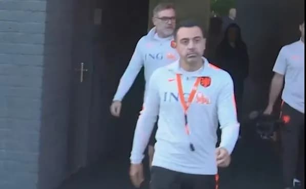 Nis epoka Xavi te Holanda, mban stërvitjen e parë me “Tulipanët”