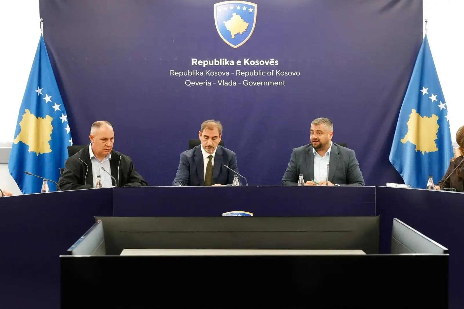 Hoti: Do të angazhohemi për avancimin e të drejtave për personat me vështirësi në të pamur