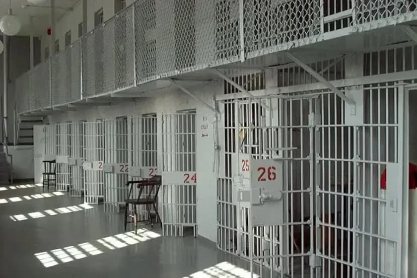 “Erdh një dreq”, e burgosura tregon se kush ia shkatërroi jetën