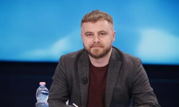 Tasholli: “Liria ka Emër” nuk ndalet, synojmë peticion me mbi 500 mijë nënshkrime për ish-krerët e UÇK-së