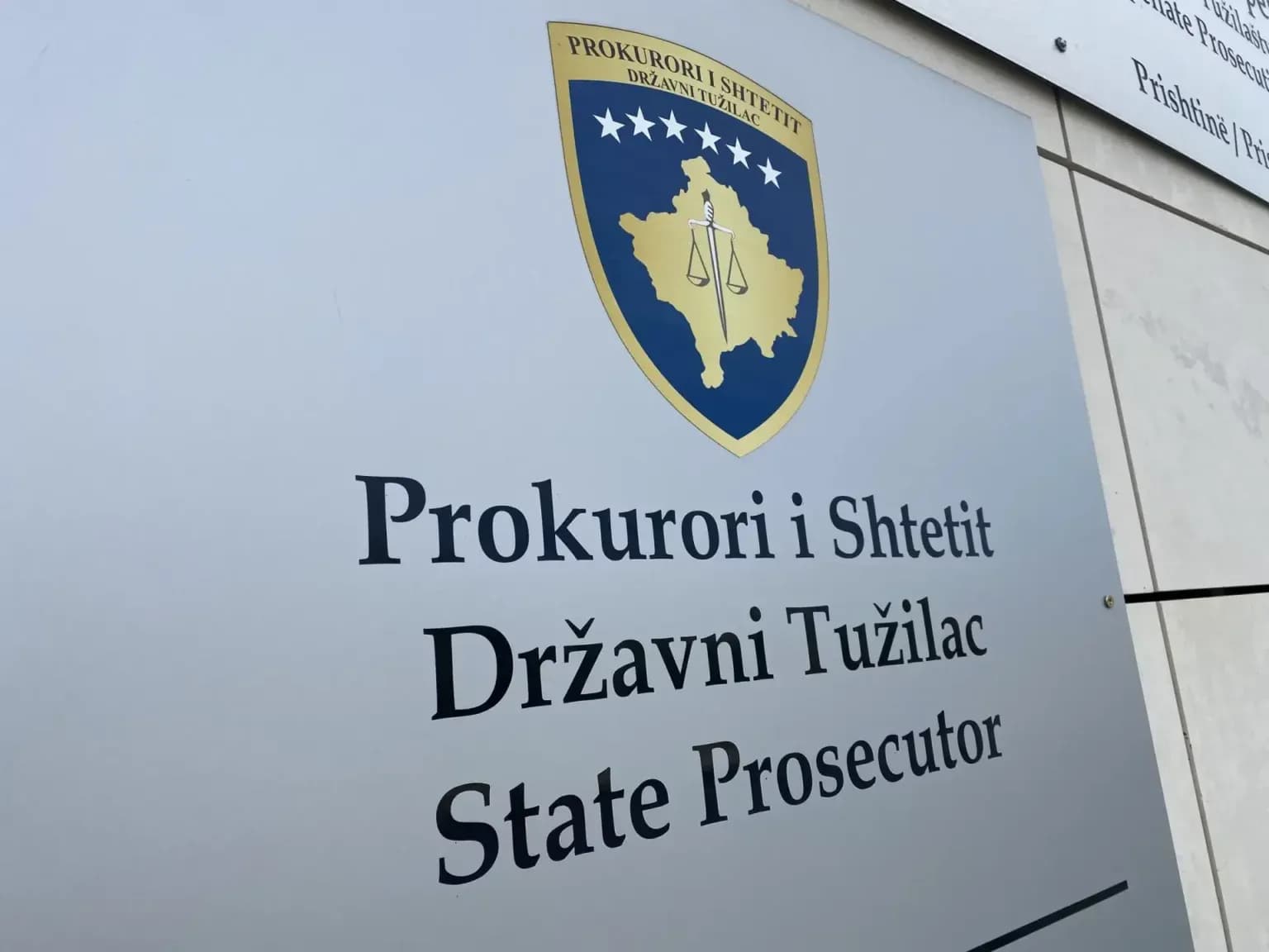 Raportimet për “arrestime të personave zyrtarë” – reagon Prokuroria e Shtetit