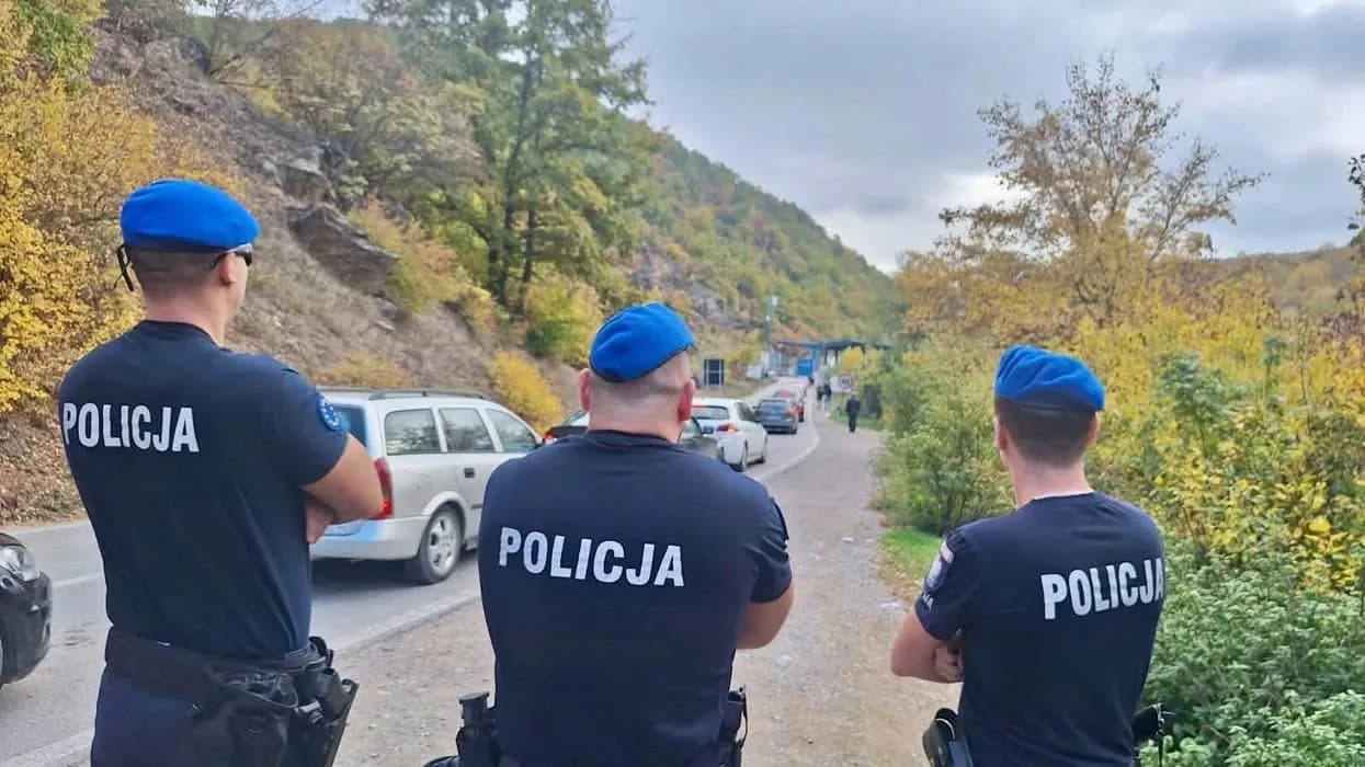 EULEX-i rrit praninë policore pranë pikave të kalimit Kosovë-Serbi, shkak zgjedhjet