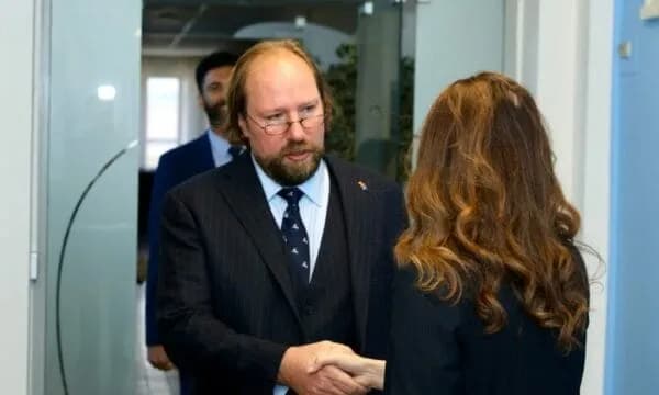 Çitaku pret në takim Hofreiterin, kërkon mbështetje të shtuar nga Gjermania për Kosovën