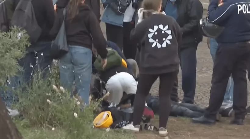 Qytetarit të alivanosur në protestë i rikthehen ndjenjat