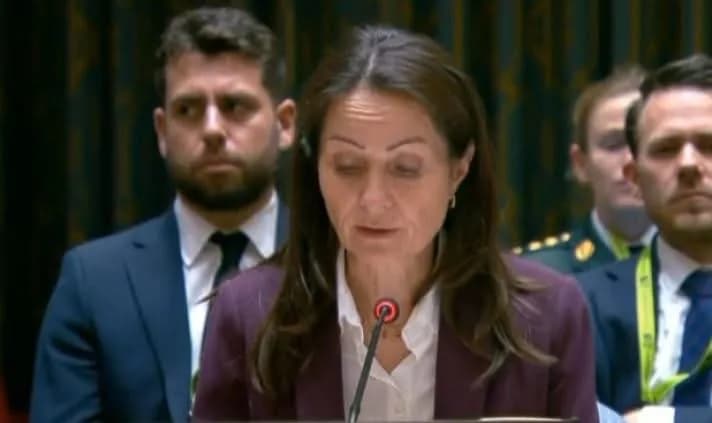 Lassen: Serbia të mos pengojë anëtarësimin e Kosovës në organizata ndërkombëtare