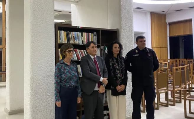 Java e gjuhës italiane, Italia i dhuron libra Bibliotekës Kombëtare të Kosovës