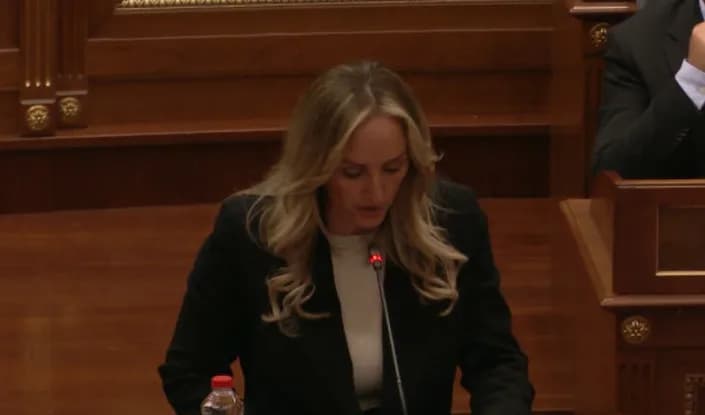 ​Bytyqi kërkon dorëheqjen e Gërvallës: Nuk e meriton të jesh në atë karrige