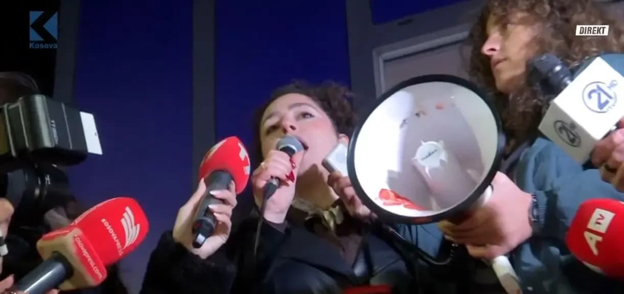 E reja për Farukun: "Toger a ke pushu, a je çlodhë nga lodhja e Arlindës?"