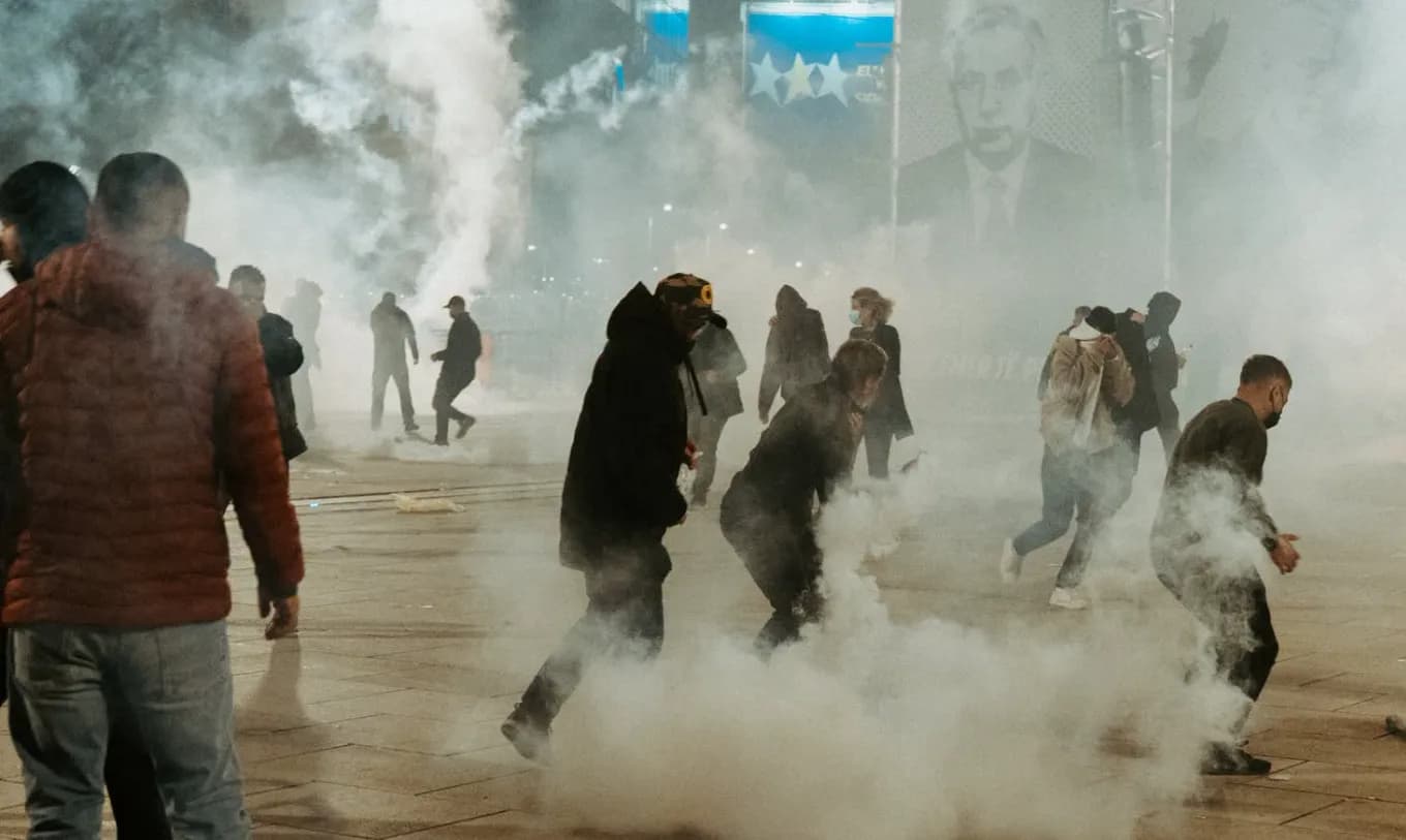 KMDLNj kërkon hetim urgjent për ndërhyrjen e Policisë ndaj protestuesve
