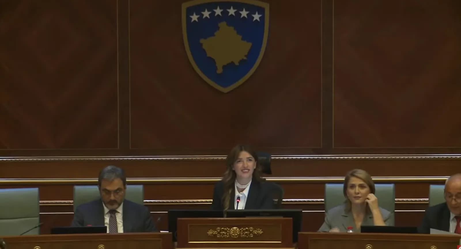Nis seanca për PRESIDENTIN