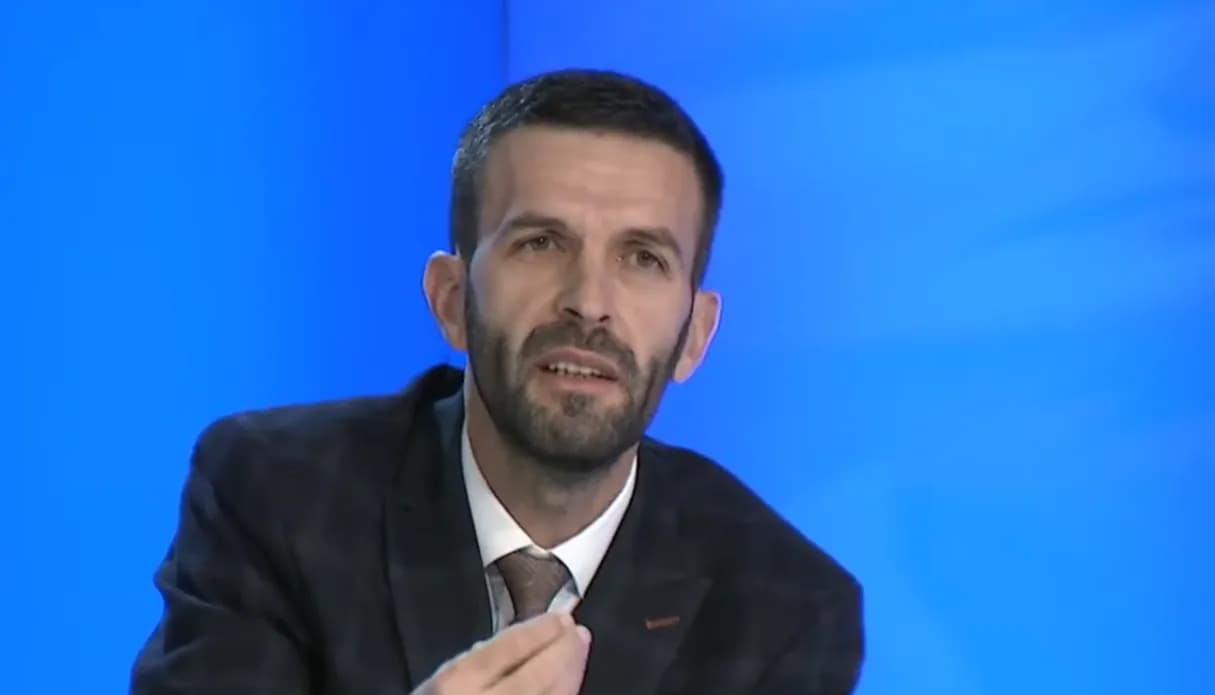 Rrahmani: Ju habibat e Albinit, që doni me u martu burra me burra e gra me gra, Kodin Civil po jua sjell në Qeveri më 15 nëntor