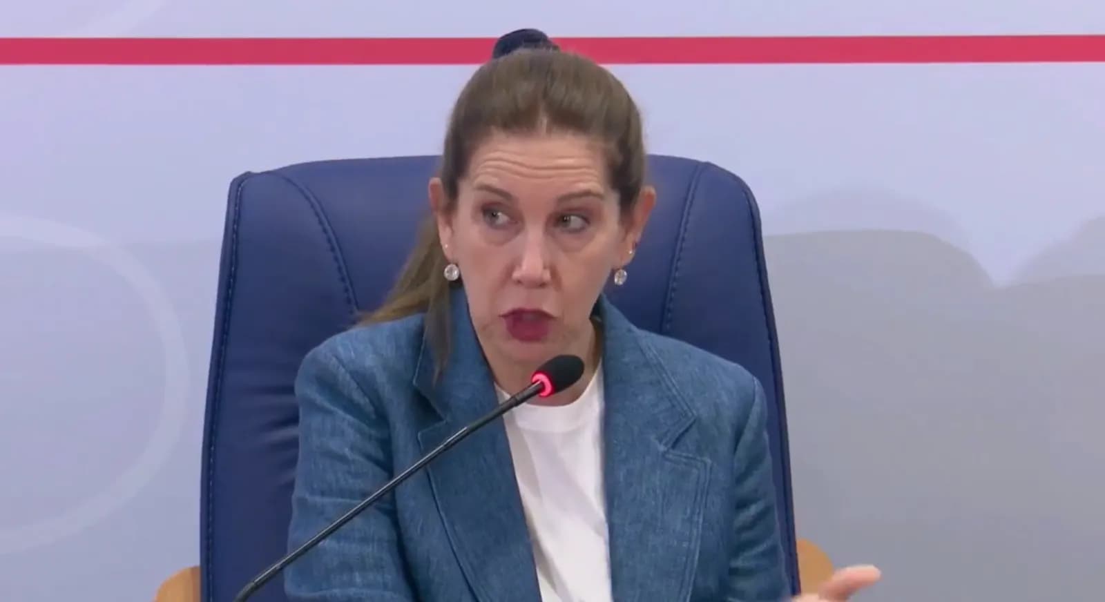 Takimi me drejtuesit e gjimnazeve, Kumbaro: Procesi mësimor vijon, orët e humbura do të plotësohen të gjitha