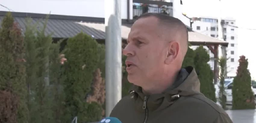“Tha po dal me ecë…nuk ka pasur probleme më askënd” – momentet e fundit të babait me Auron Ferizin