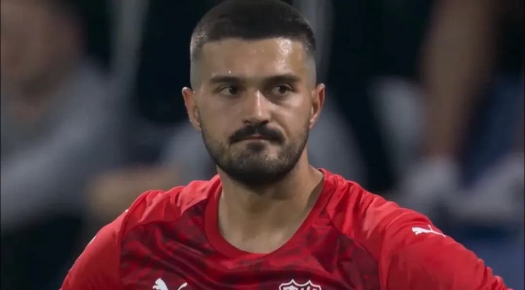 Aro Muric më i vlerësuari në ndeshjen kundër Milanit, i nxori një pikë Sassuolos