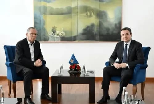 Bedri Hamza del nga Qeveria, përfundon takimi me Kurtin